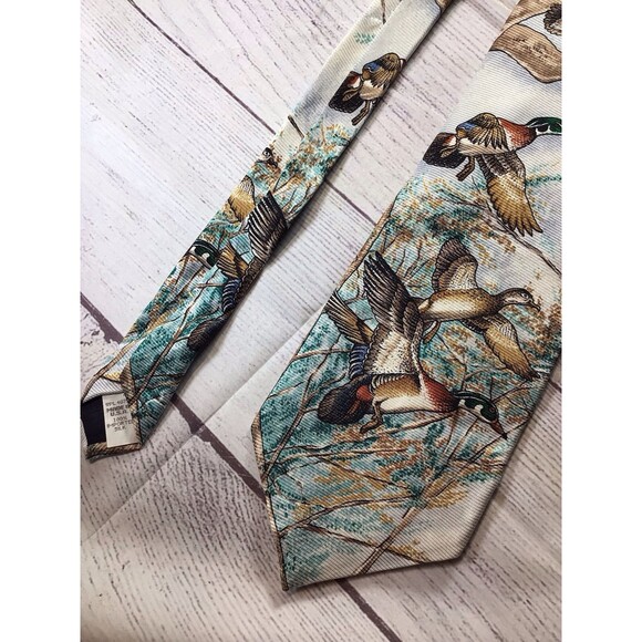 Vintage Field & Stream Men’s Silk Tie Ducks Nature - Picture 3 of 12